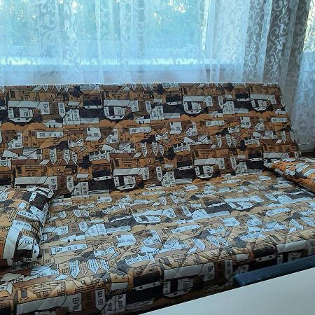 Apartment On Lermontova 35A Мукачево Экстерьер фото