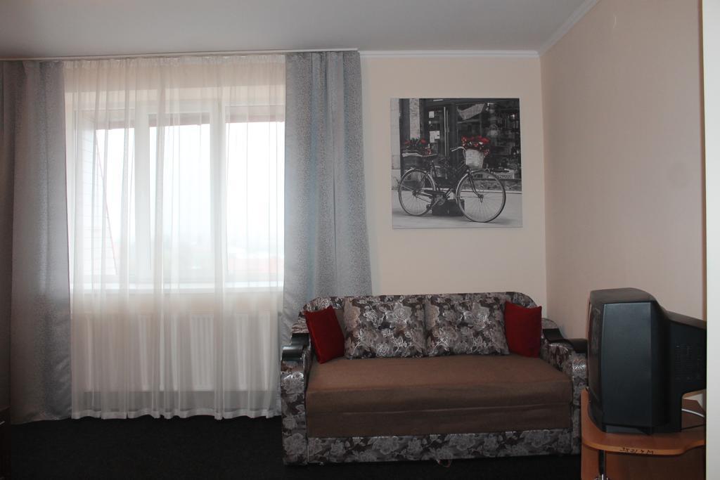 Apartment On Lermontova 35A Мукачево Экстерьер фото